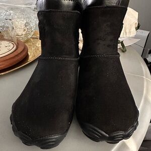 Elegant Black Ankle Boots for Women